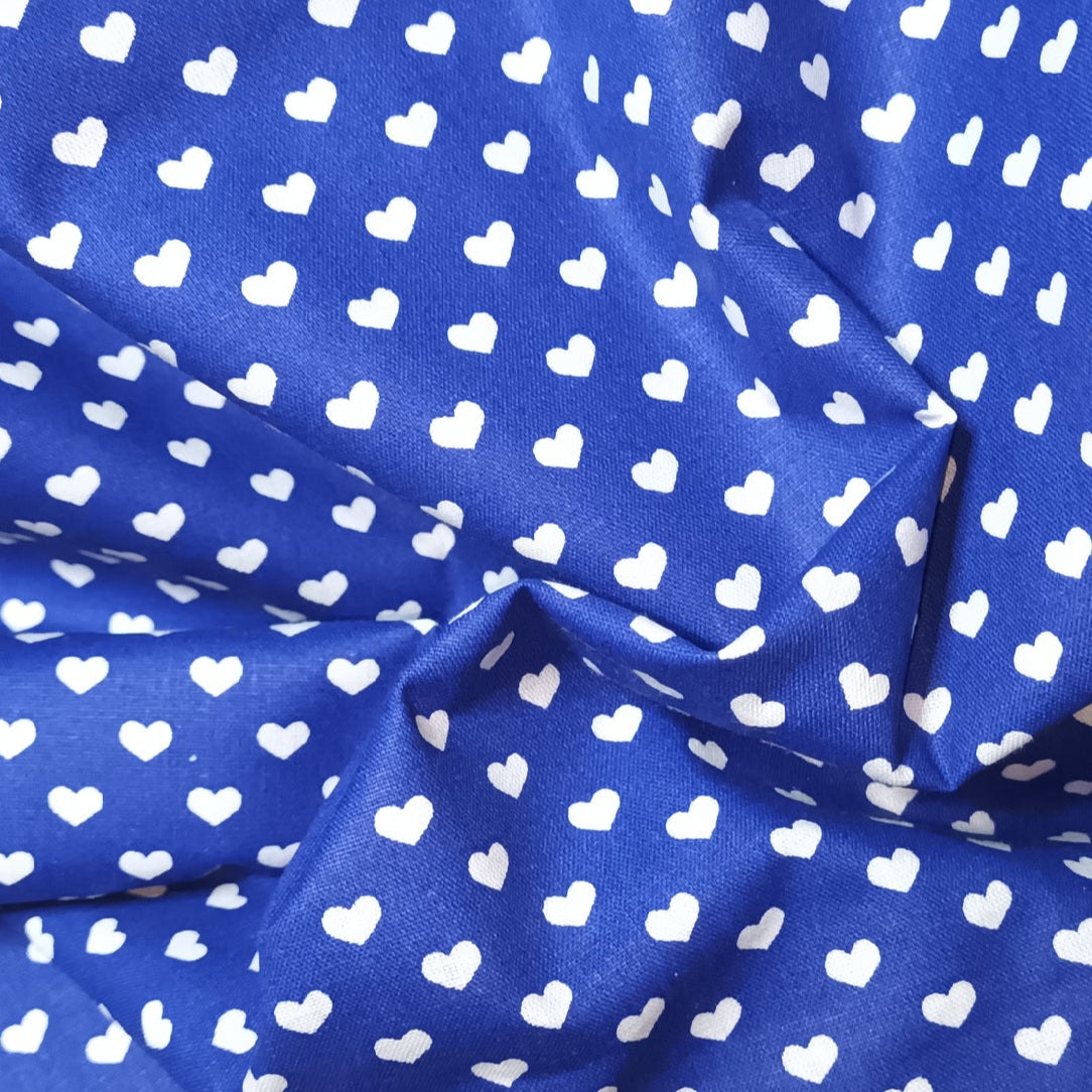 BW uni blau mit Herzen