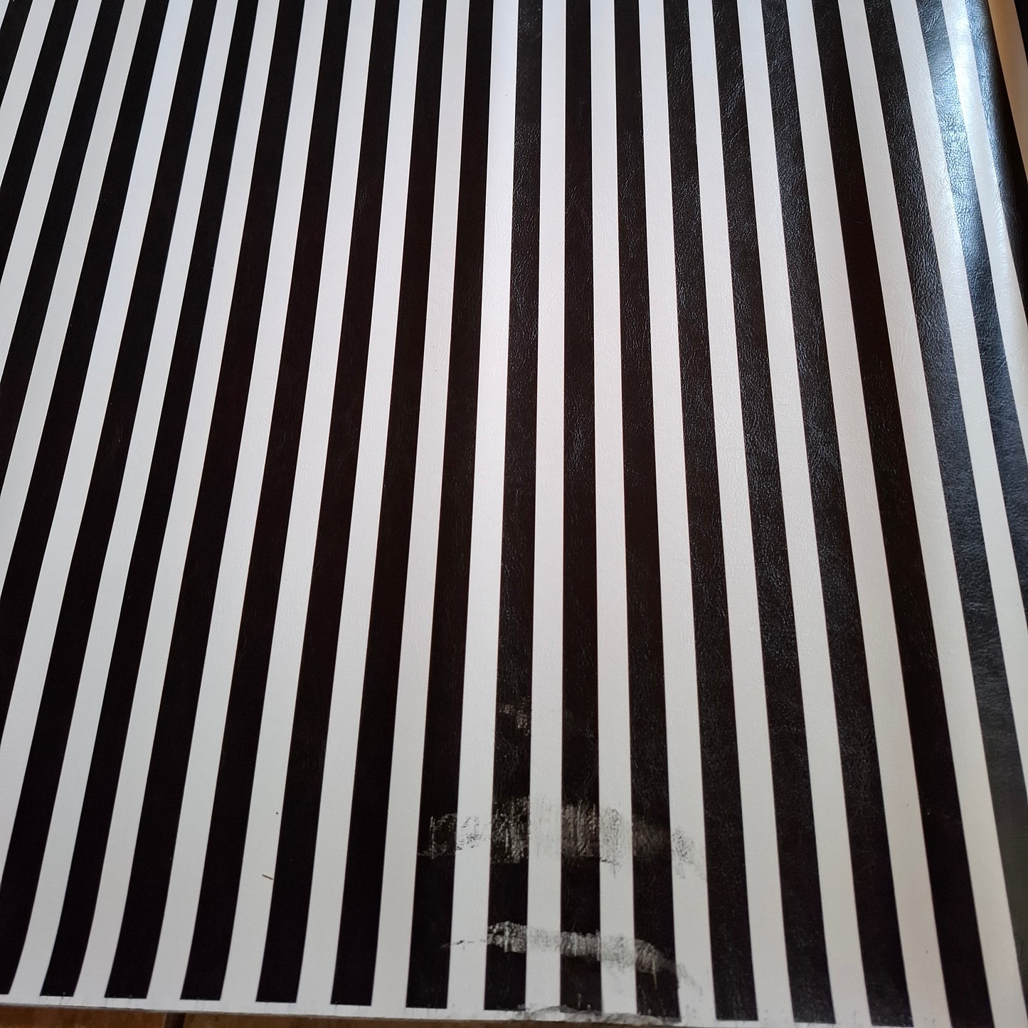 B-Ware EP Stripes and Dots schwarz