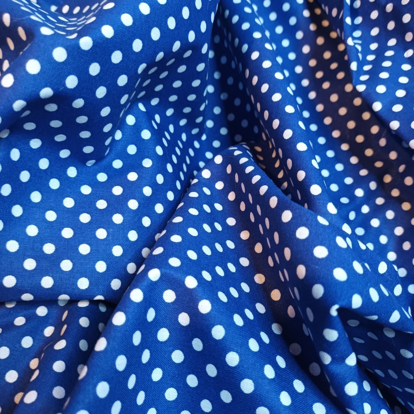 BW white dots, different colors