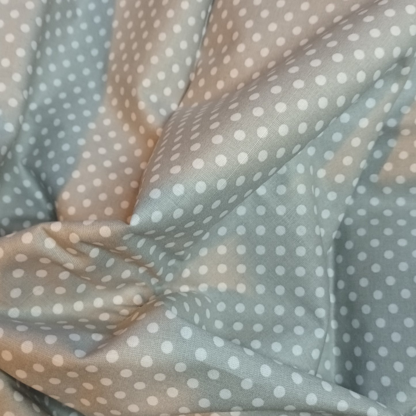 BW white dots, different colors